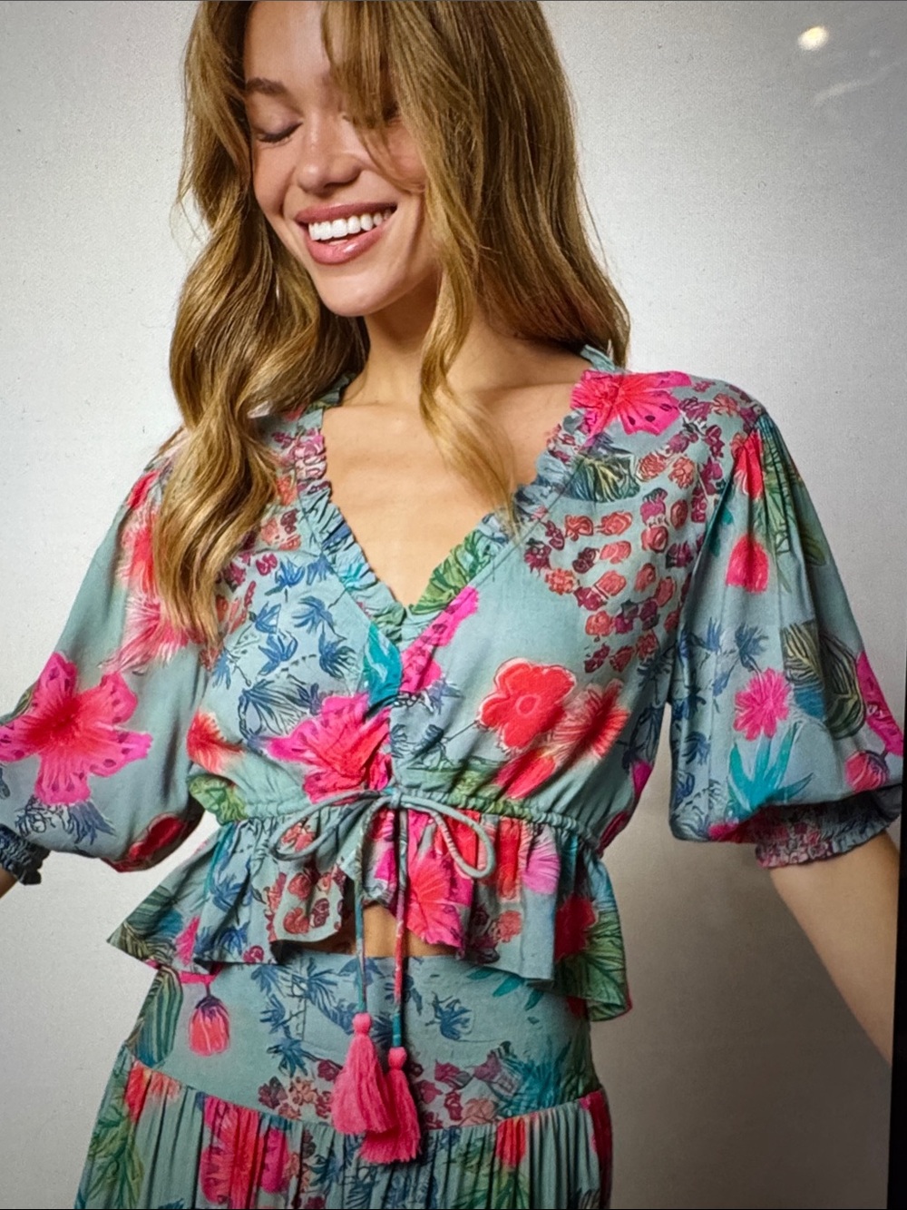 NATURAL LIFE Elisa Ruffle Tie Top